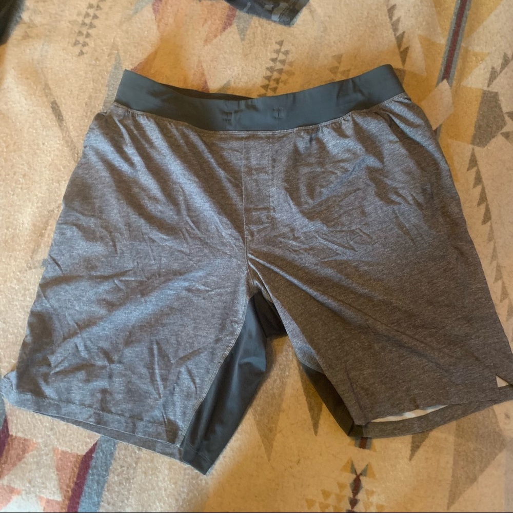 Lululemon athletic shorts with drawstring grey size XL